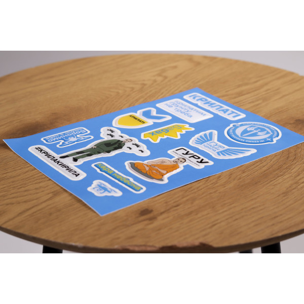 Стікерпак 3D "Крила Кирила"