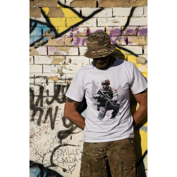Футболка з принтом Soldier Мілітарна