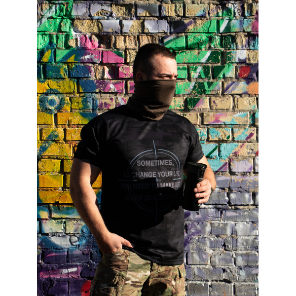 Футболка з принтом Приціл Мілітарна